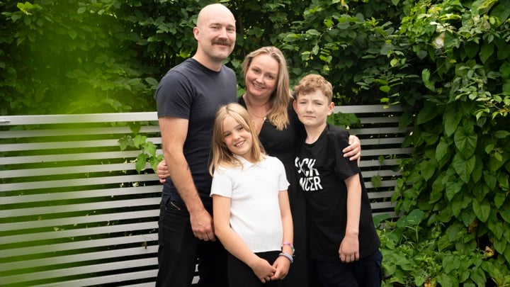 Gabriels (11 år, MPAL) familj, mamma Frida, pappa Thomas, lillasyster Clara.